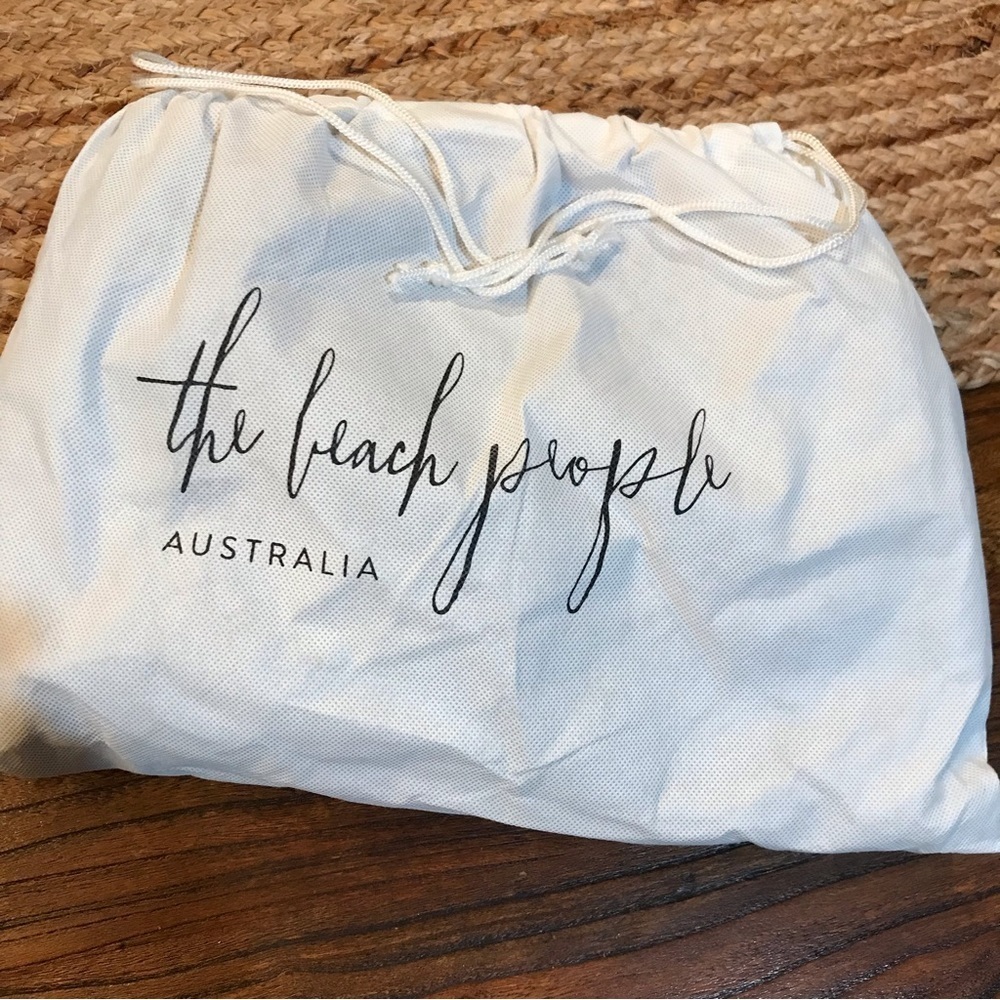 🏝THE BEACH PEOPLE Weekender/Beach Bag - Picture 8 of 11